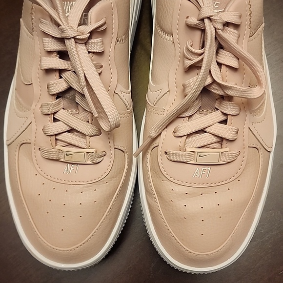 Nike Women’s Air Force 1 Platform size 8 Pink - Picture 3 of 9